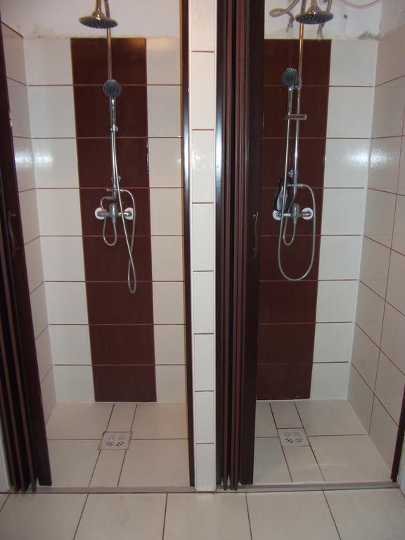 Ciao Budapest Hostel Exteriör bild